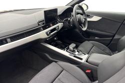 AUDI A4 Avant Photo 2