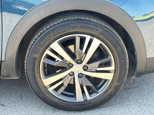 PEUGEOT 5008 Photo 22