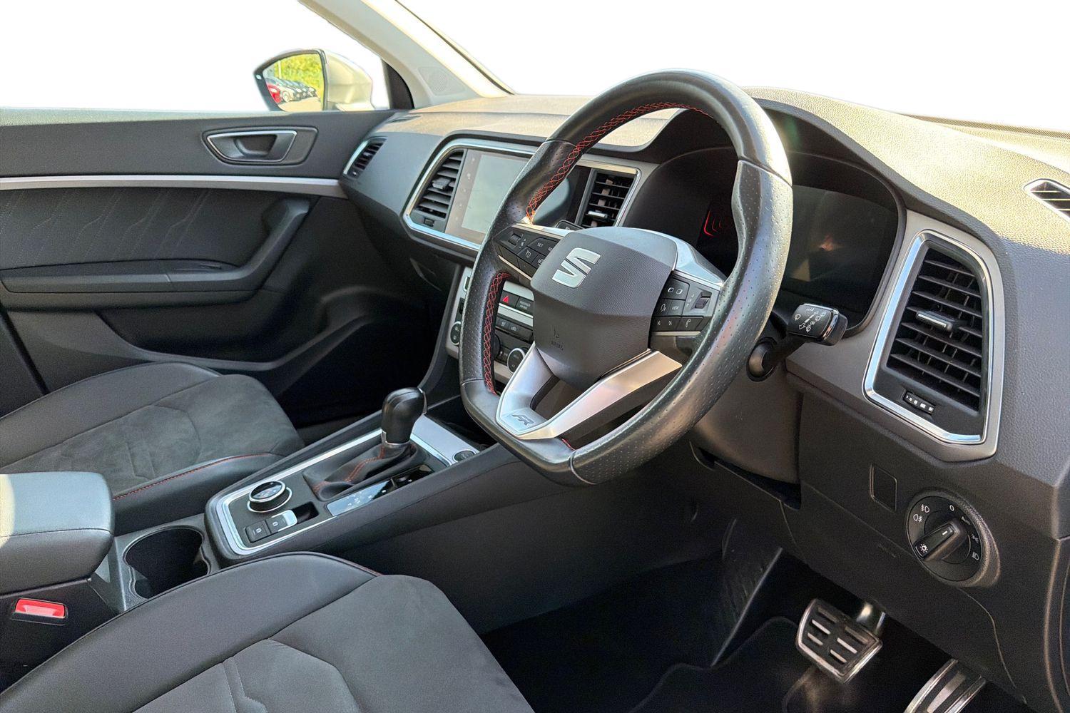 SEAT ATECA Photo 8