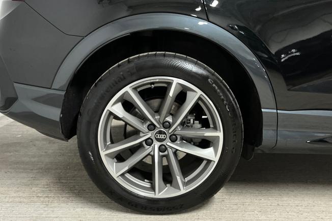AUDI Q3 Photo 5