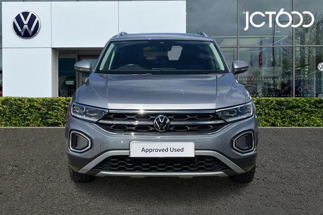 VOLKSWAGEN T-Roc Photo 8
