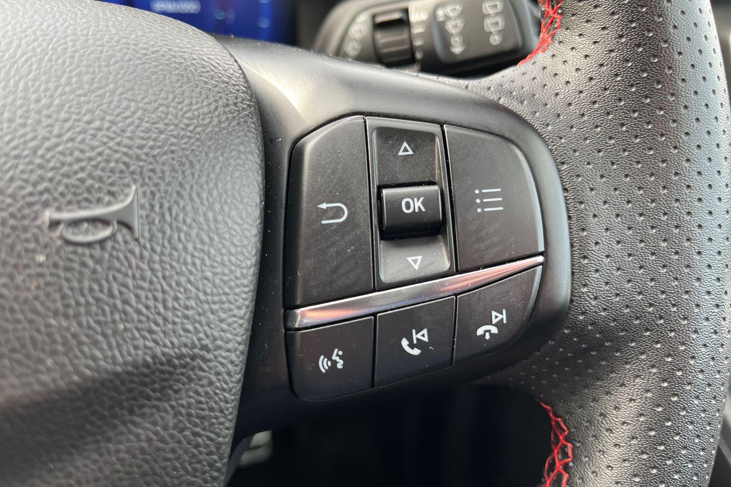 Ford KUGA Photo 32