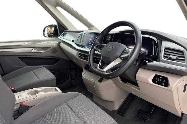 VOLKSWAGEN Multivan Photo 6