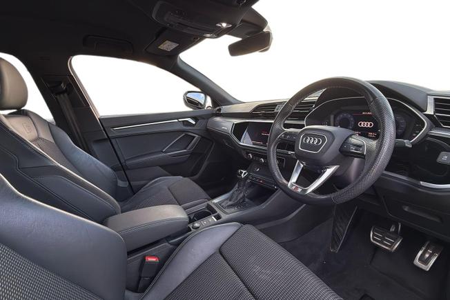 Audi Q3 Photo 6