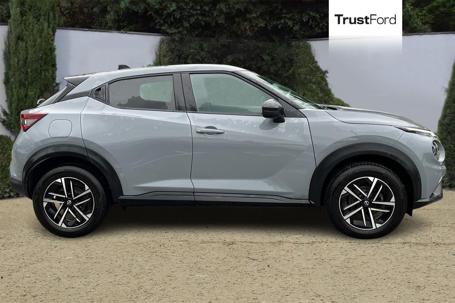 Nissan Juke Photo 2