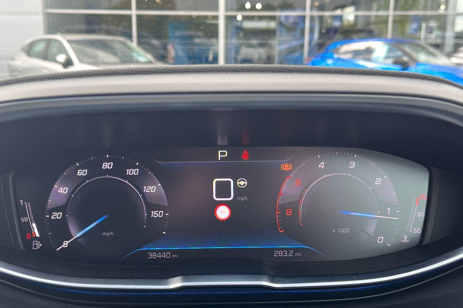 Peugeot 5008 Photo 12