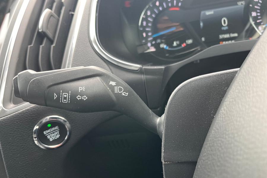 Ford GALAXY Photo autoimg-bad4b819f667afdf9c635c5c5c56da38bdbe523d.jpg