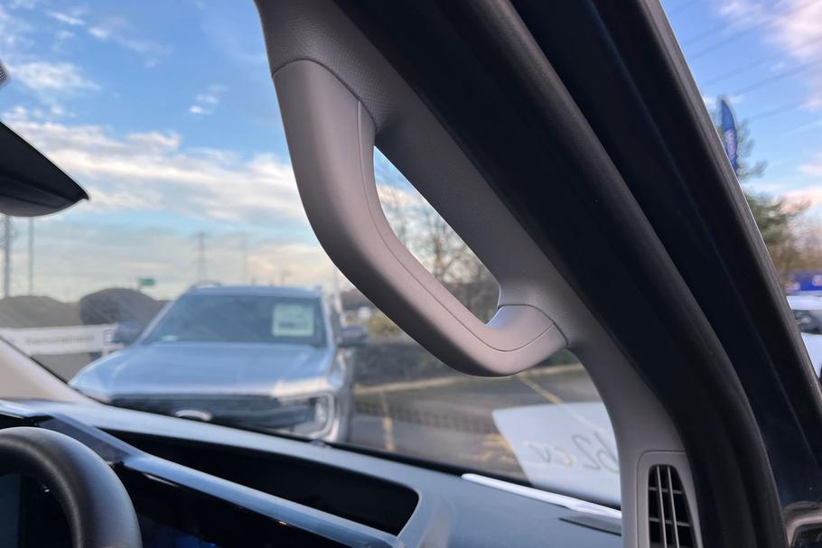 Used Ford TRANSIT CUSTOM 24