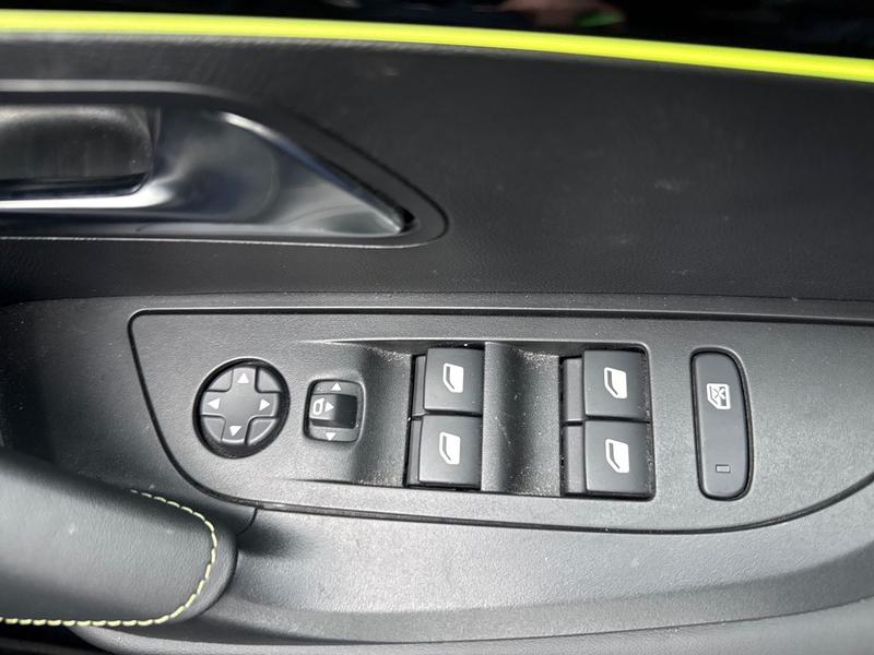 Used Peugeot 2008 VO73NKZ 24