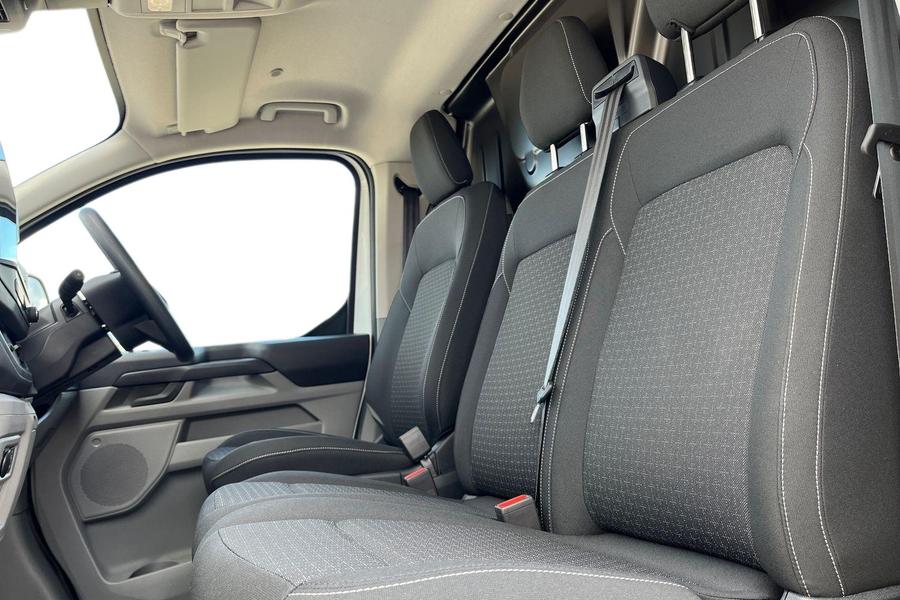 Ford E-TRANSIT CUSTOM Photo autoimg-bad946e91e9eb5dd89298d23352287aaafb8c067.jpg