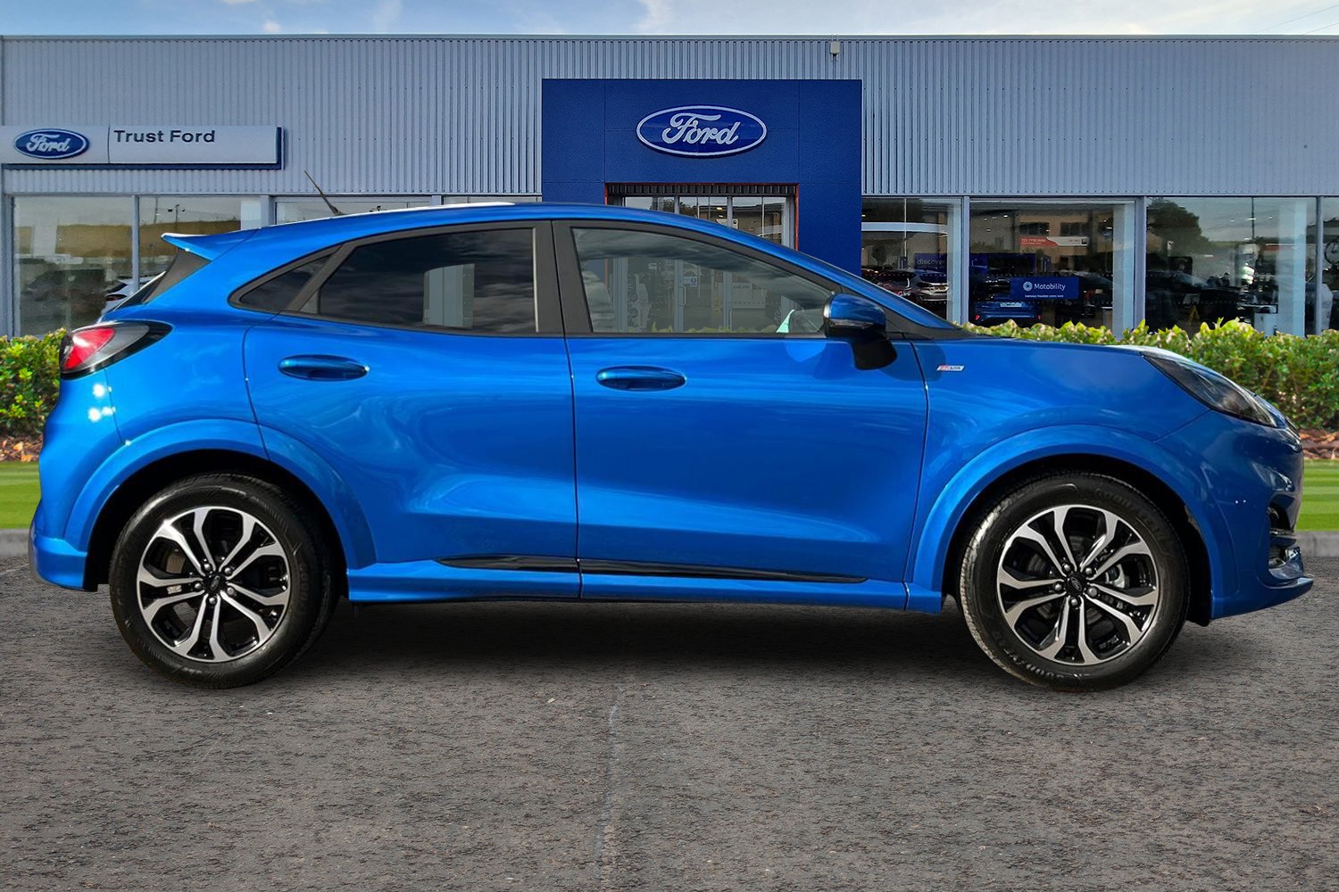 Ford PUMA Photo 2