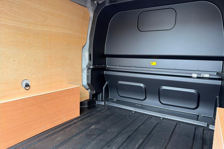 Used Ford TRANSIT CUSTOM 5