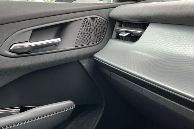 Audi Q3 Photo 27