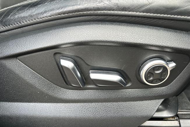 AUDI Q7 Photo 44