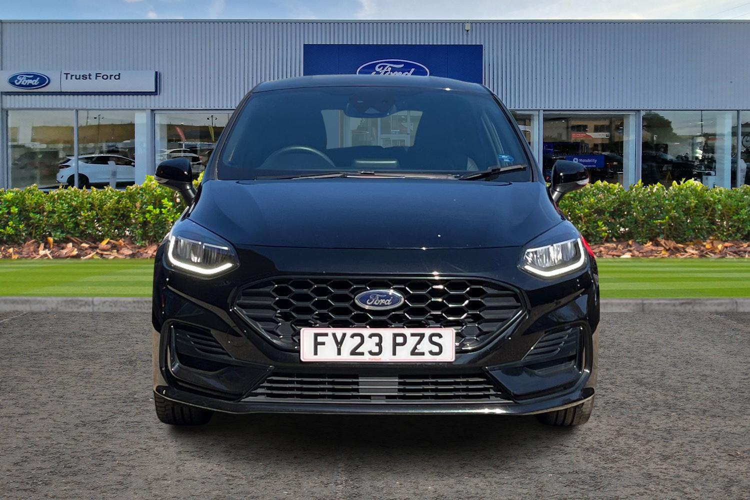 Ford FIESTA Photo 5