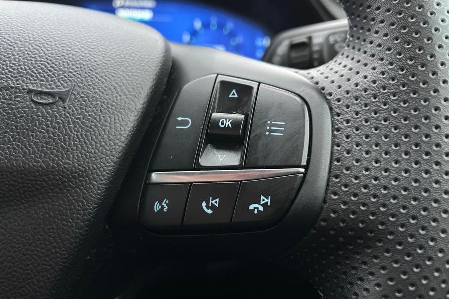 Ford PUMA Photo autoimg-badc5c1ce74fed4faf17bbc7db4f37f173ce1ef0.jpg