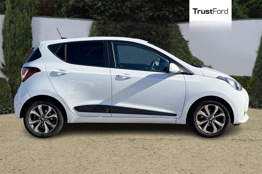 Hyundai I10 Photo autoimg-badd40eb473584d4fb219a0dc49f663a0e04fb16.jpg