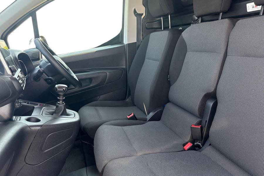 Citroen BERLINGO Photo autoimg-baded27d0e6ca69b230070bed66277c73d7028d9.jpg