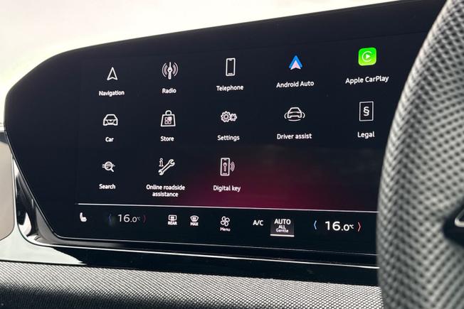 AUDI A6 Saloon Photo 13