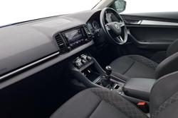 ŠKODA Karoq Photo 2