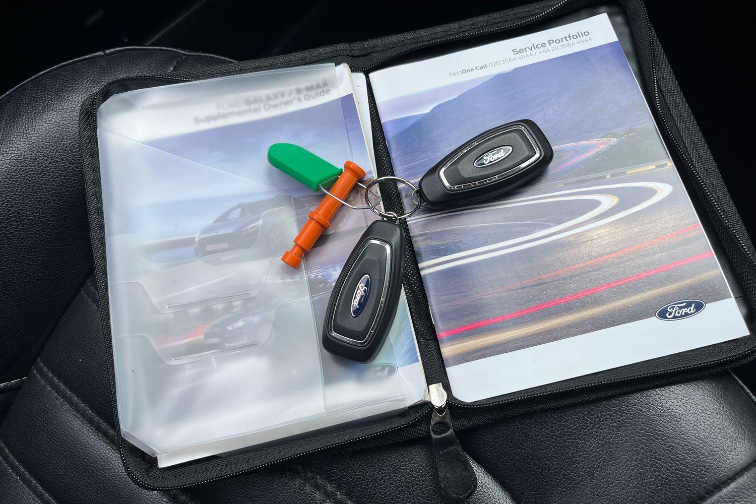 Ford Galaxy Photo 21