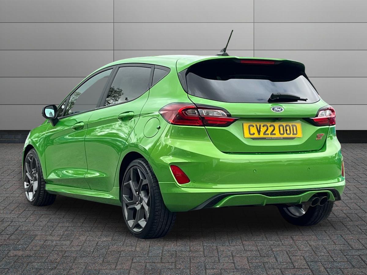 Ford Fiesta Photo 1
