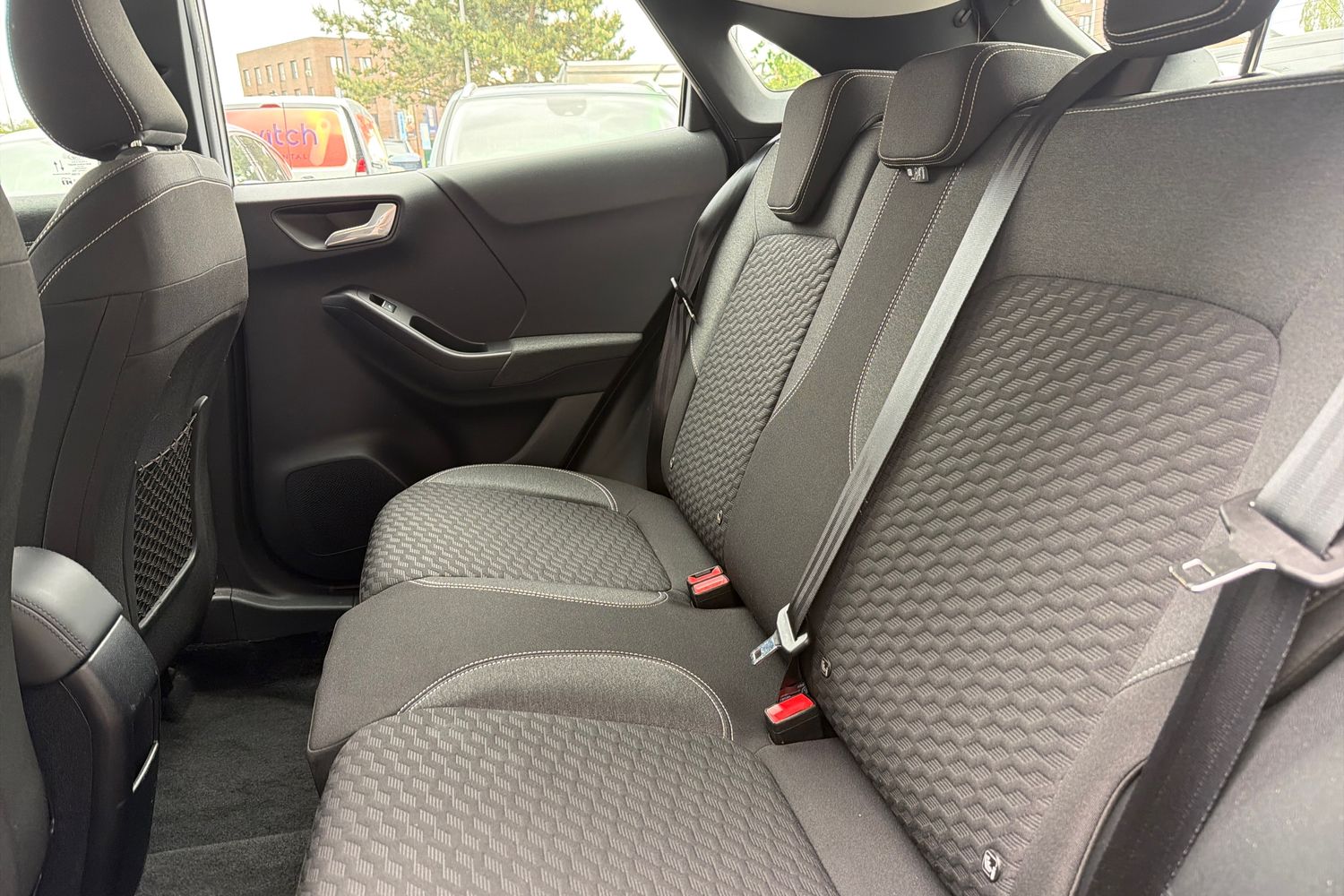 Ford PUMA Photo 19