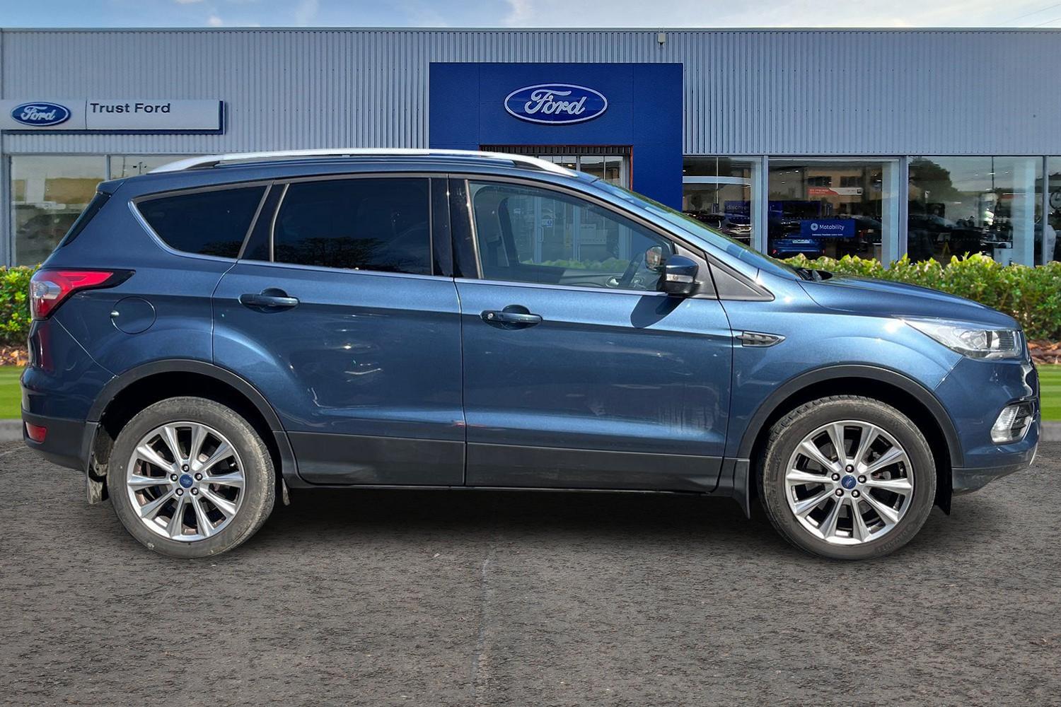 Ford Kuga Photo 2