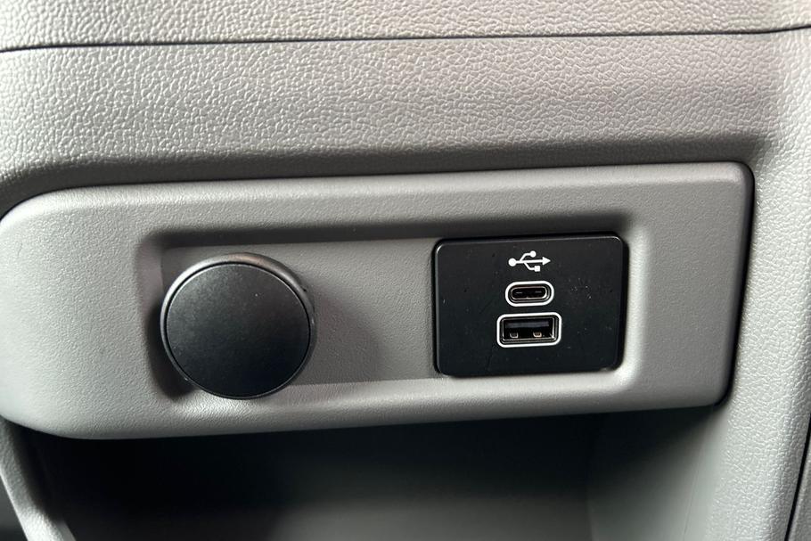 Used FORD TRANSIT CUSTOM WV75ZDZ 38