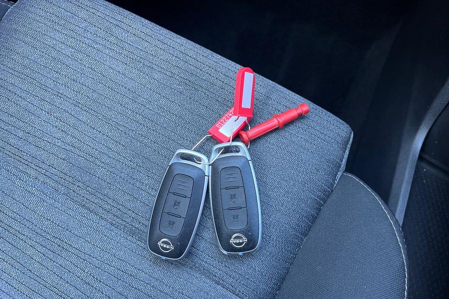 Nissan X-TRAIL Photo autoimg-baf757e6d36bb55bec4cb70b3129ccc87772bd78.jpg