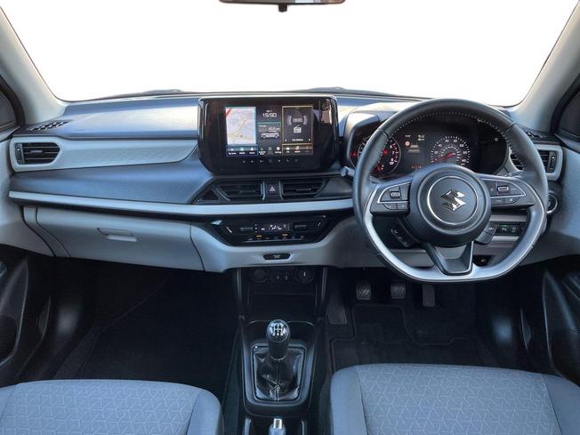 SUZUKI Swift Photo 10