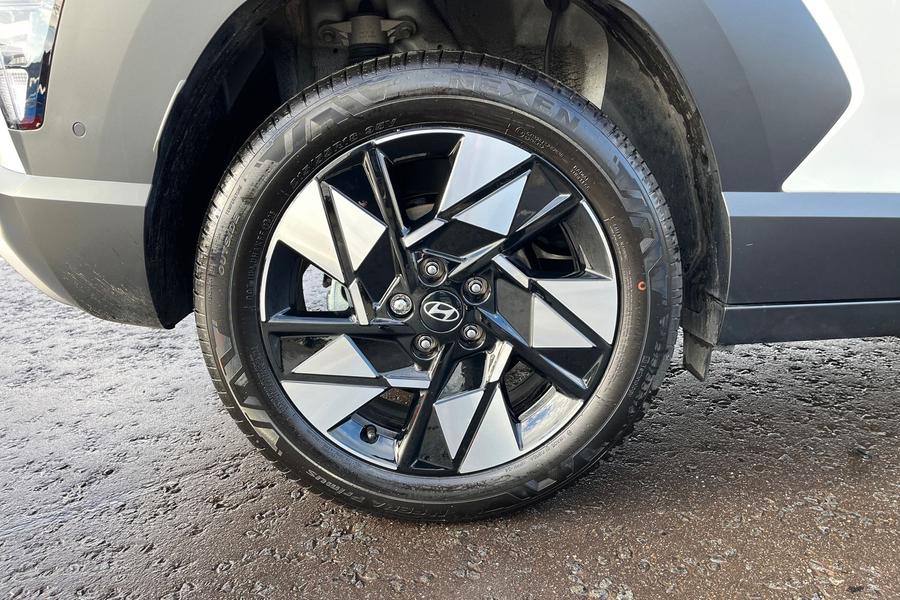 Hyundai KONA Photo autoimg-bafc618dd2d7560b6c6ba9665940a34a0cb7e1dc.jpg
