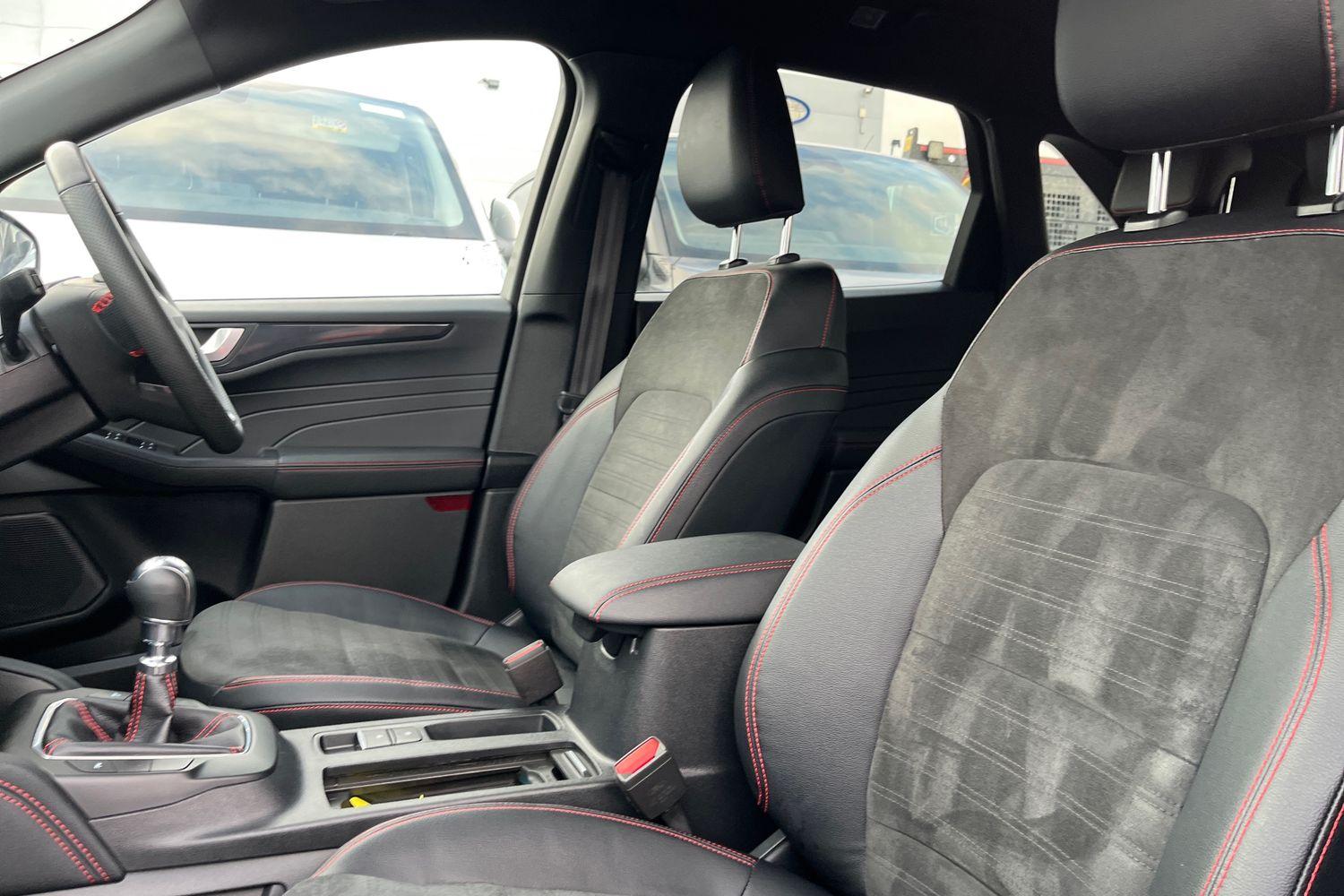 Ford KUGA Photo 18