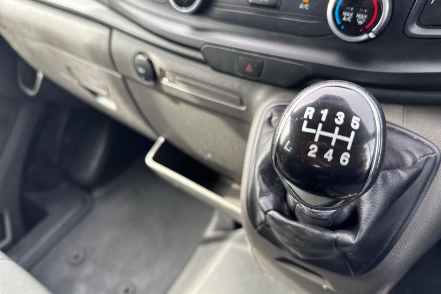 Used FORD TRANSIT ML73UCP 37