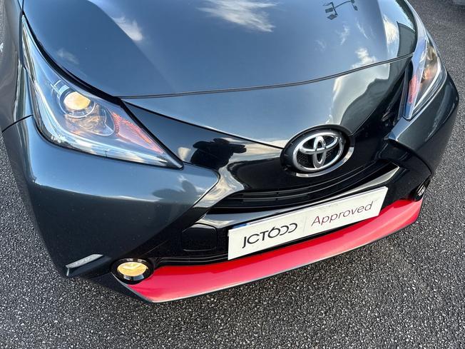 TOYOTA Aygo Photo 30