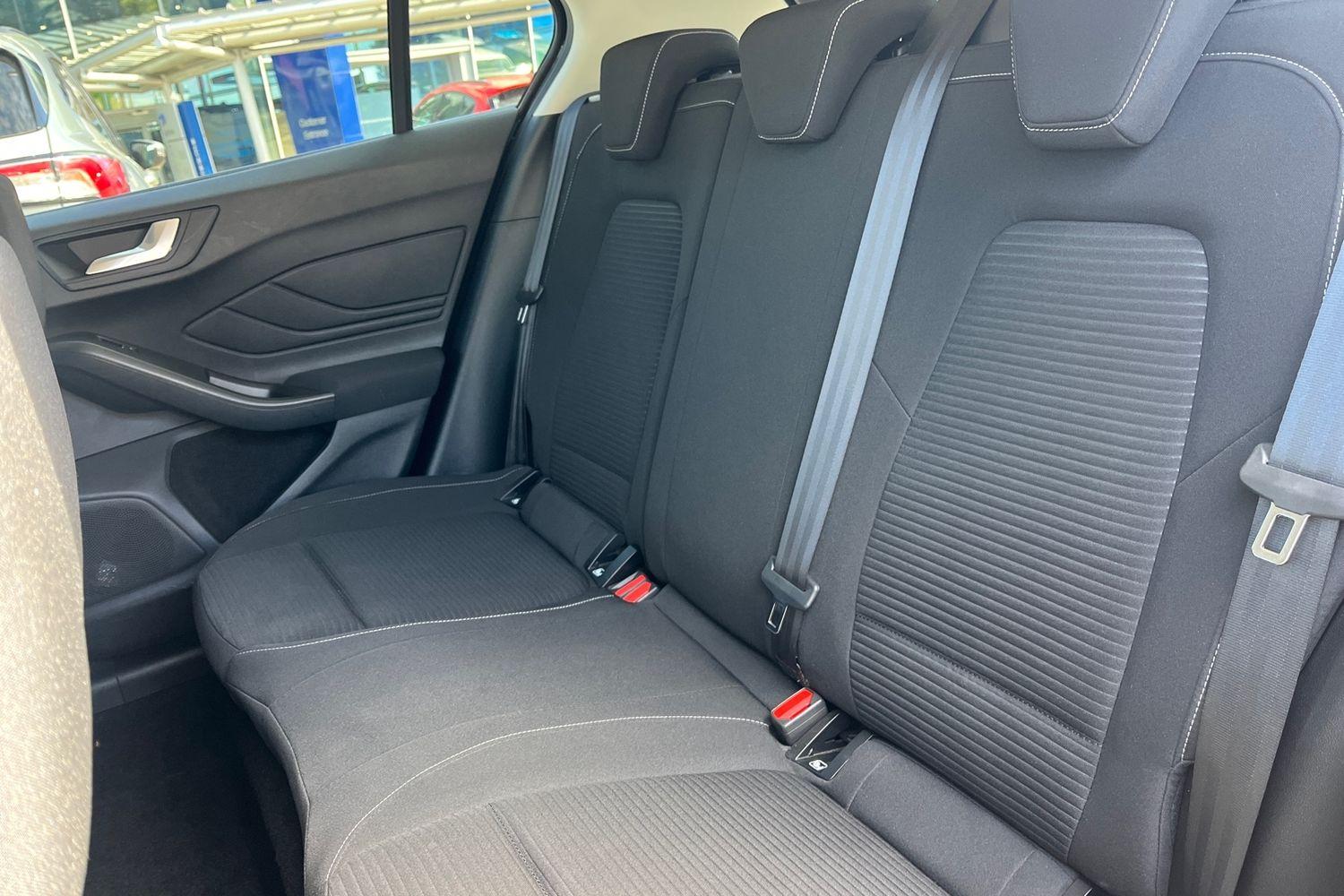 Ford Focus Photo 19
