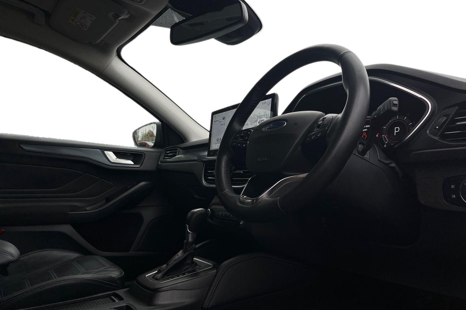 Ford Focus Photo 8
