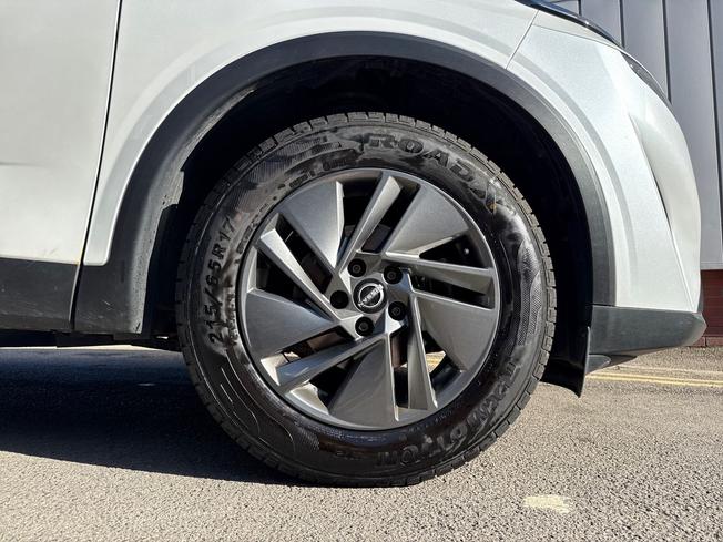 NISSAN Qashqai Photo 5