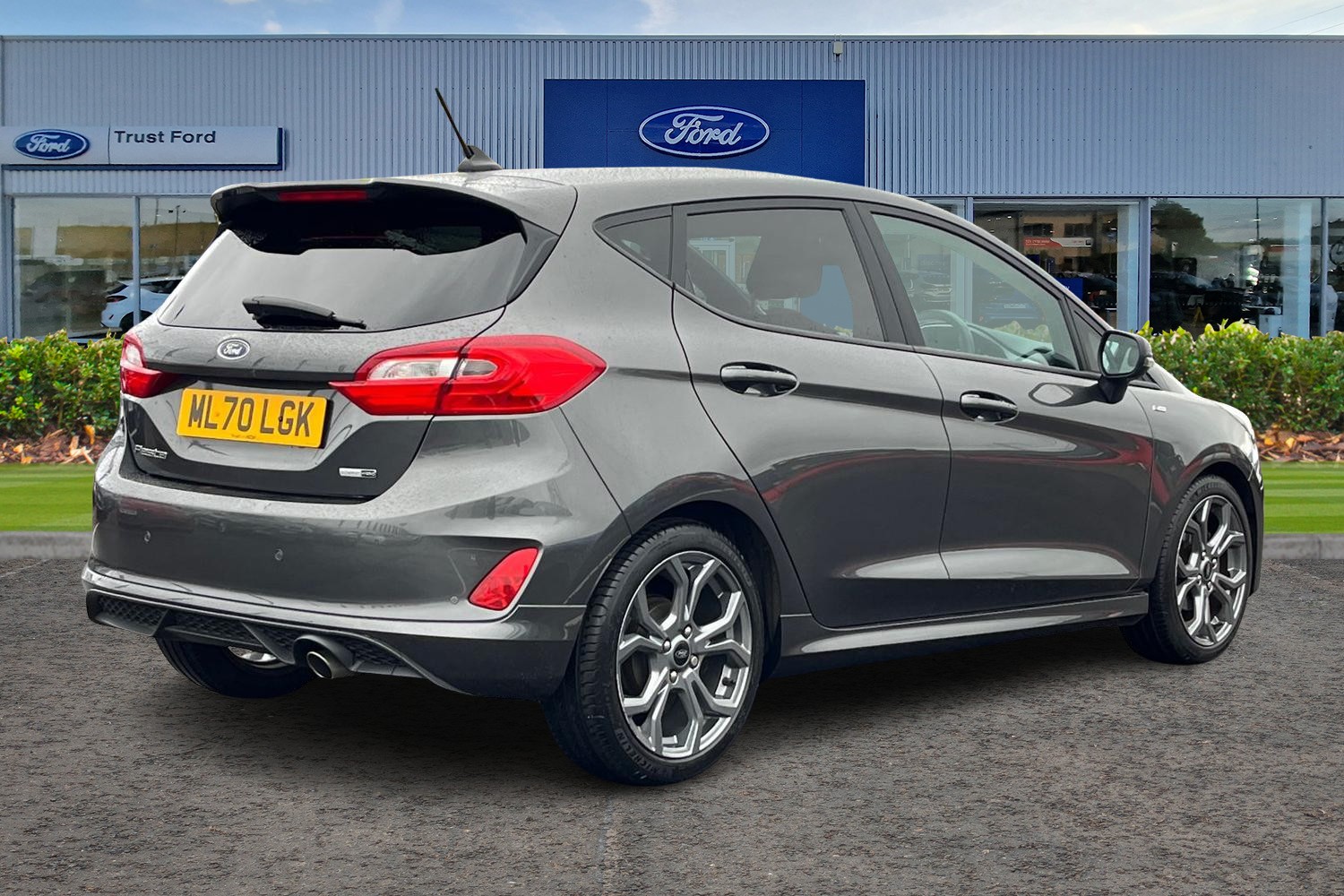 Ford Fiesta Photo 3
