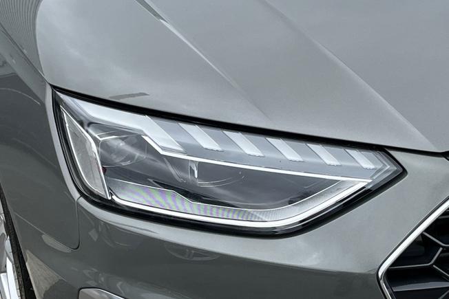 Audi A4 Photo 19
