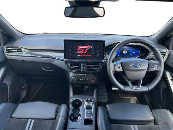 Ford Focus Photo autoimg-bb0ed595a9fd84b5c1c04486bb059ac3f5800980.jpg