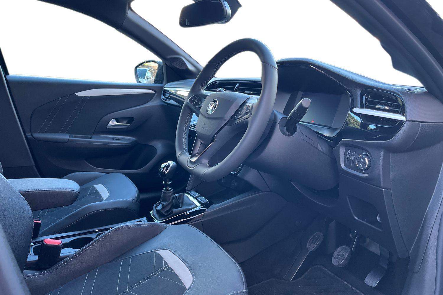 Vauxhall CORSA Photo 8