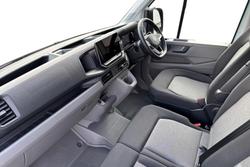 VOLKSWAGEN Crafter Photo 2