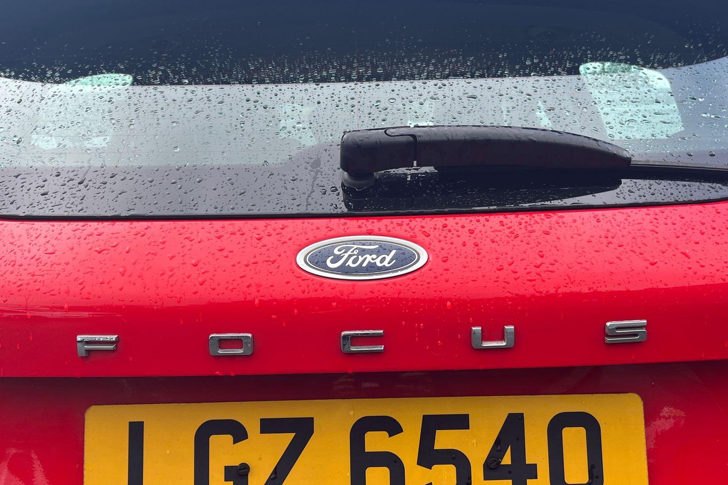 Ford Focus Photo 35