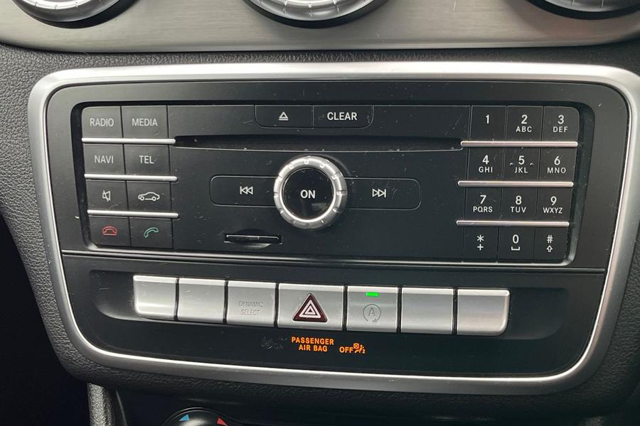 Mercedes-Benz CLA Photo autoimg-bb16bae2292e4db82a9ee705715b408f603316b4.jpg