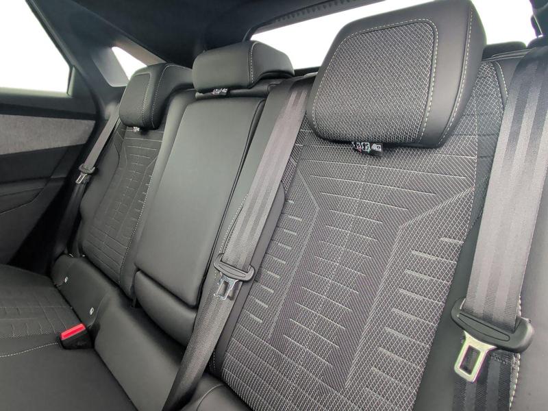 Used Peugeot E-3008 KS25NND 18