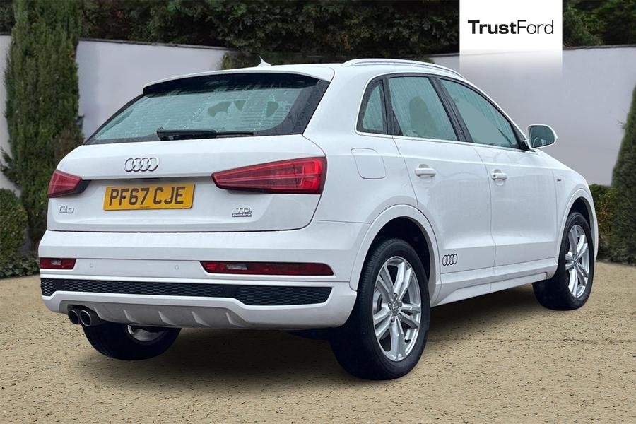 Audi Q3 Photo autoimg-bb1a529d40649bc42d6349706f2fdedfd8c22c99.jpg
