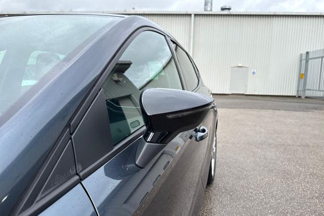 SEAT Ibiza Photo 27