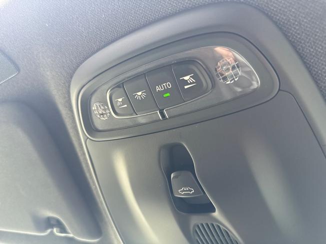VOLVO Xc40 Photo 60