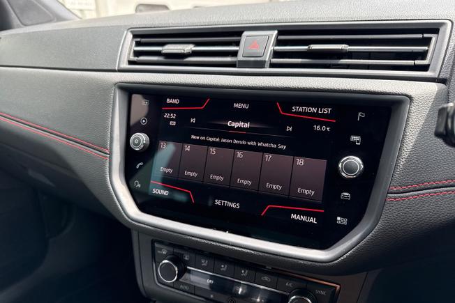 SEAT Arona Photo 13
